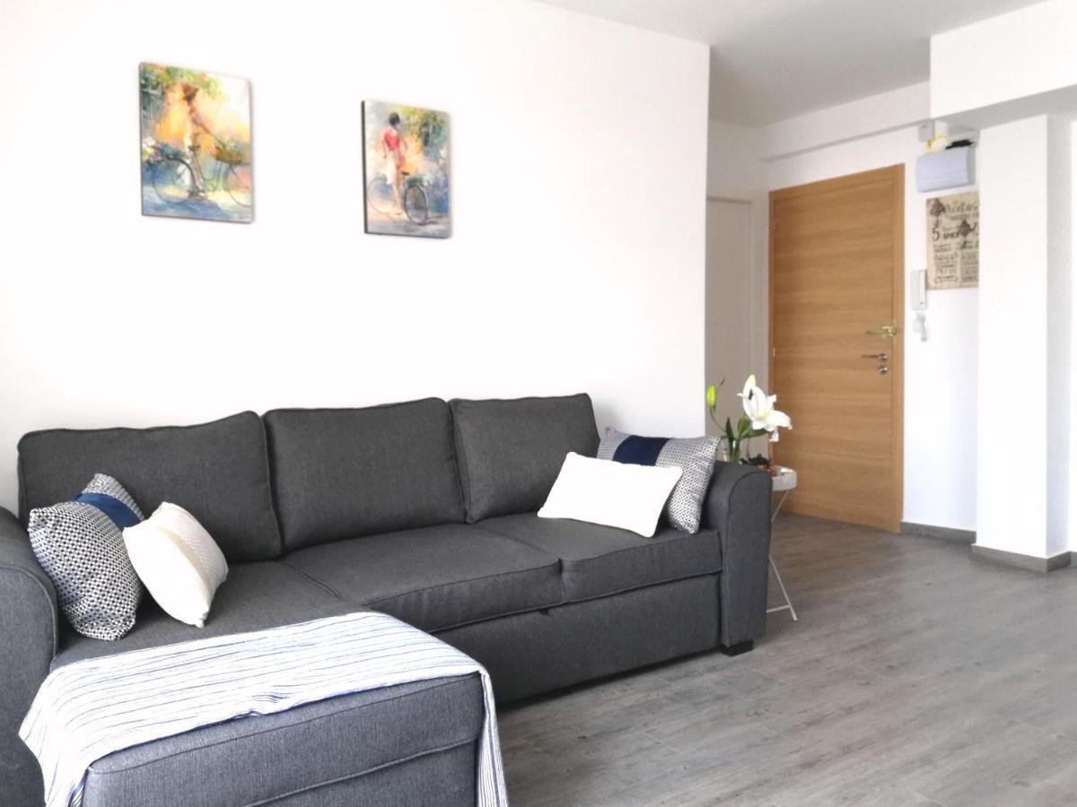 Beachfront Modern And Spacious Apartment Torrevieja Exterior foto