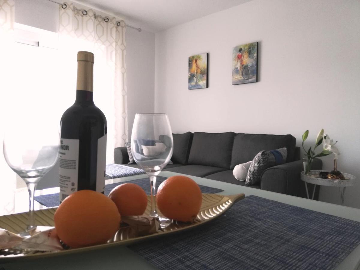 Beachfront Modern And Spacious Apartment Torrevieja Exterior foto